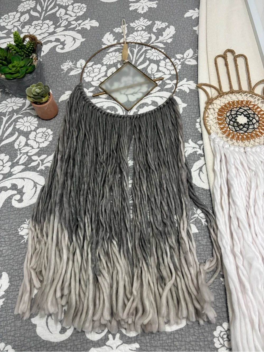 Wall art/ decor lot